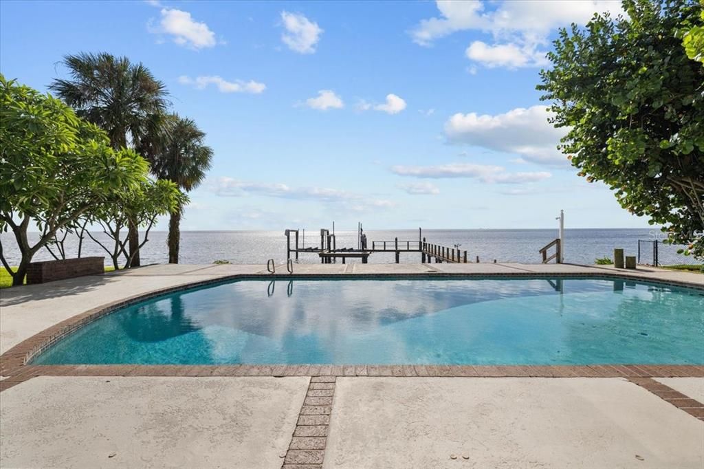 На продажу: $2,845,000 (5 спален, 5 ванн, 4884 Квадратных фут)