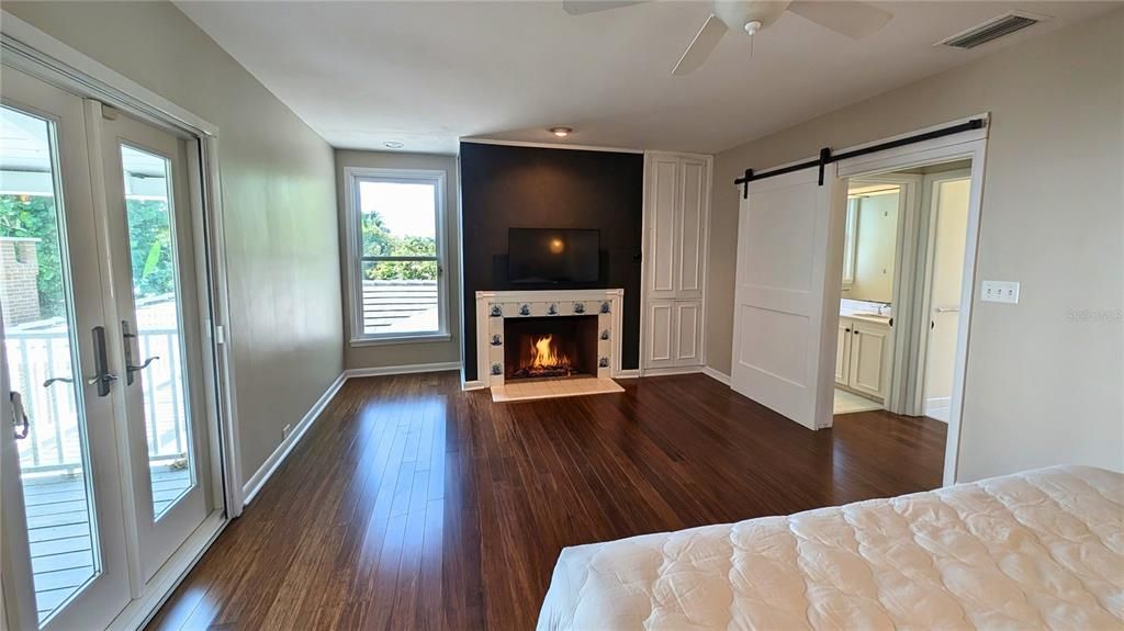 На продажу: $2,845,000 (5 спален, 5 ванн, 4884 Квадратных фут)