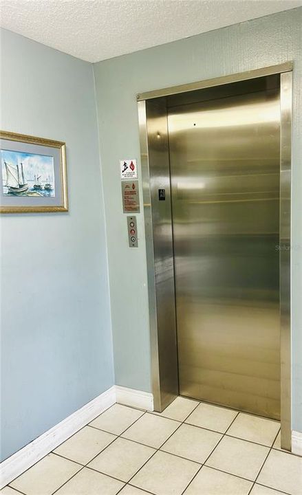 Active With Contract: $145,000 (1 beds, 1 baths, 846 Square Feet)