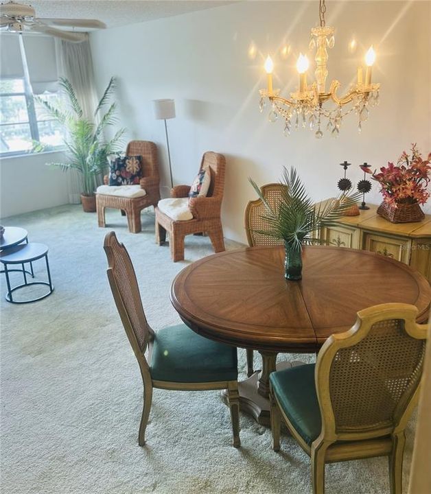 Active With Contract: $145,000 (1 beds, 1 baths, 846 Square Feet)