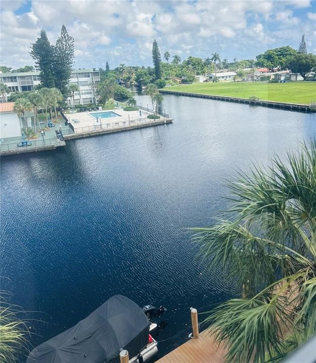 Active With Contract: $145,000 (1 beds, 1 baths, 846 Square Feet)