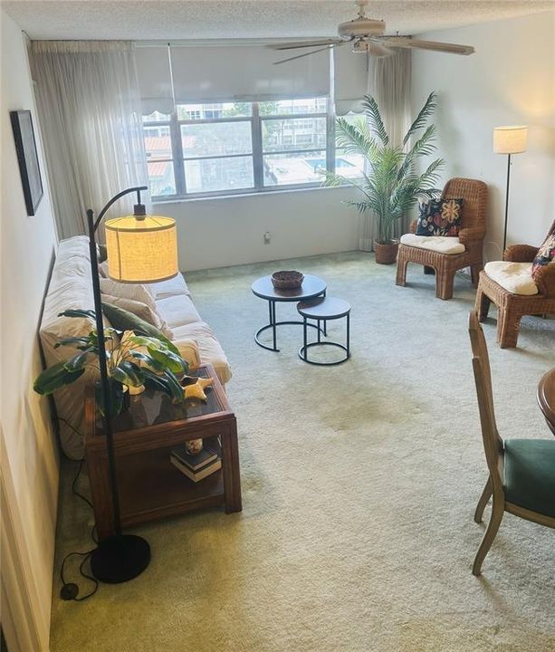Active With Contract: $145,000 (1 beds, 1 baths, 846 Square Feet)