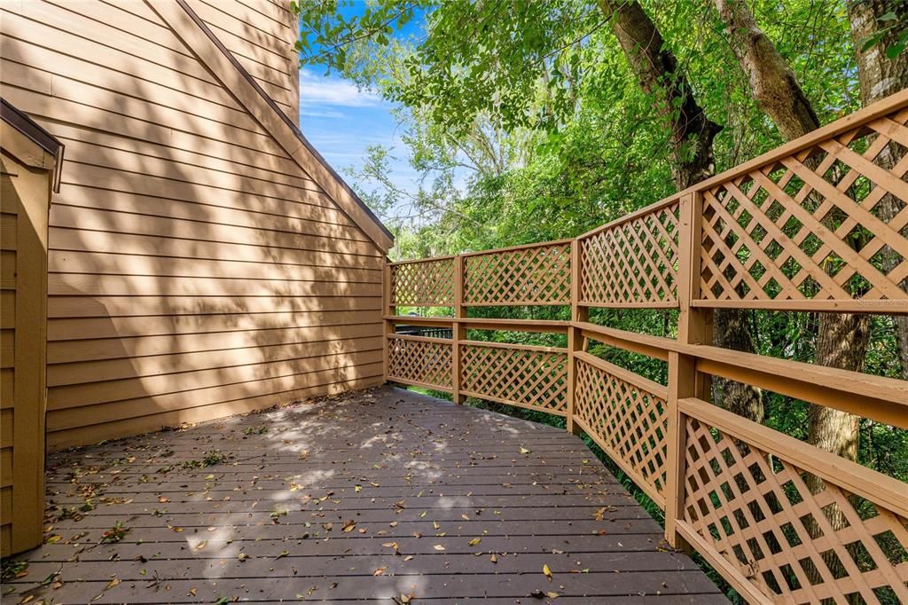 Под контрактом: $165,000 (2 спален, 2 ванн, 1461 Квадратных фут)