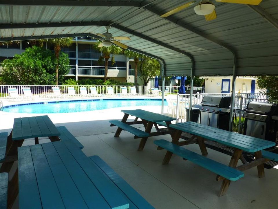 Active With Contract: $2,350 (2 beds, 2 baths, 1146 Square Feet)