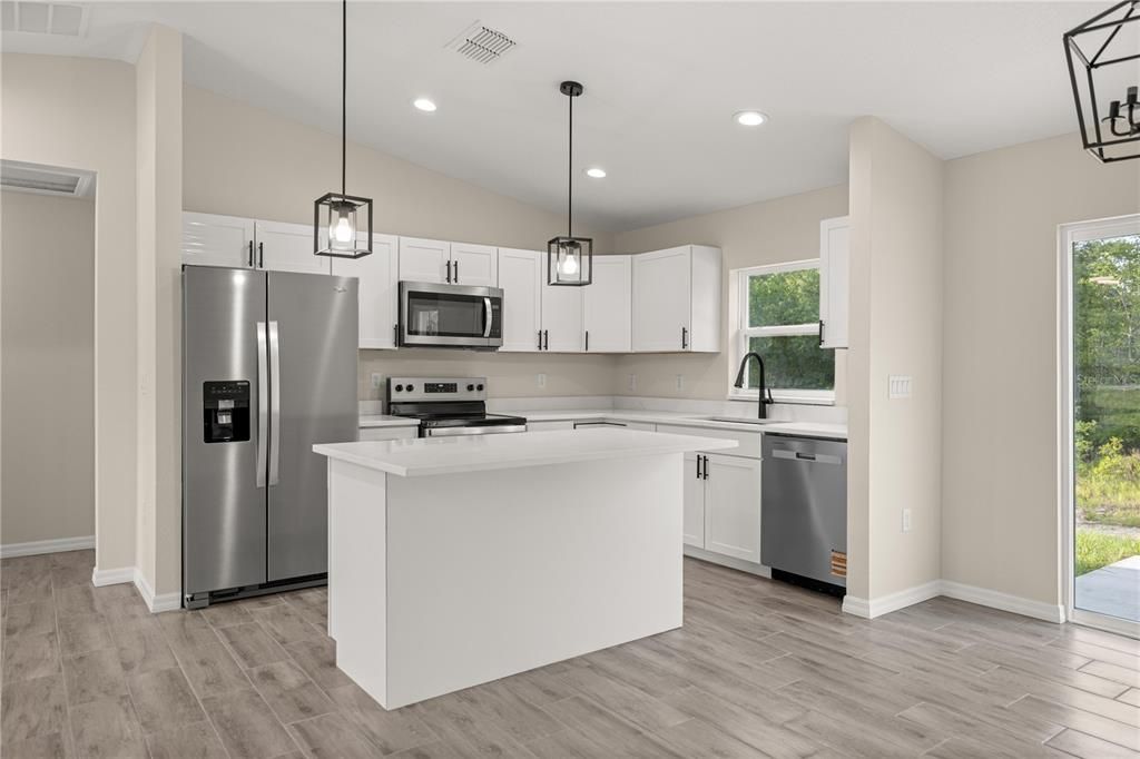 Activo con contrato: $224,900 (3 camas, 2 baños, 1209 Pies cuadrados)