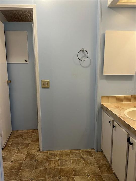 For Sale: $185,000 (2 beds, 2 baths, 1344 Square Feet)