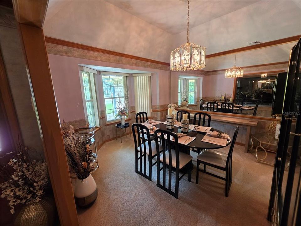 For Sale: $654,000 (4 beds, 3 baths, 2645 Square Feet)