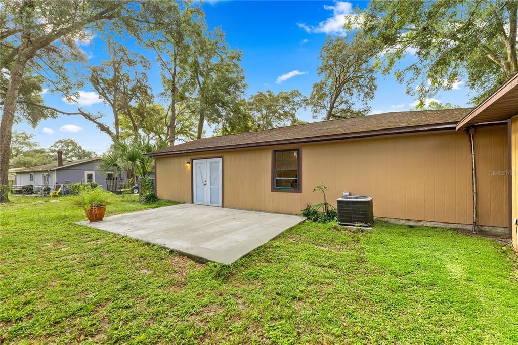 Active With Contract: $249,900 (3 beds, 2 baths, 1624 Square Feet)