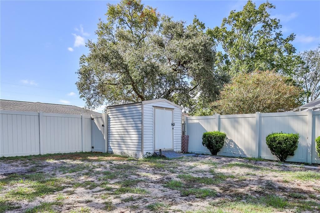 Под контрактом: $330,000 (3 спален, 2 ванн, 1793 Квадратных фут)