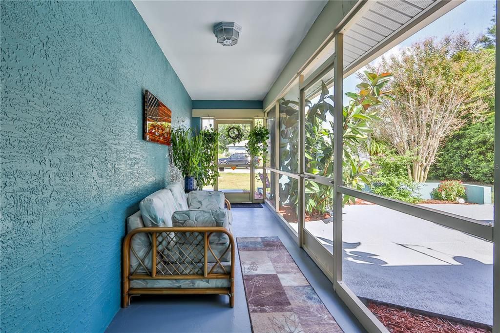 Под контрактом: $330,000 (3 спален, 2 ванн, 1793 Квадратных фут)