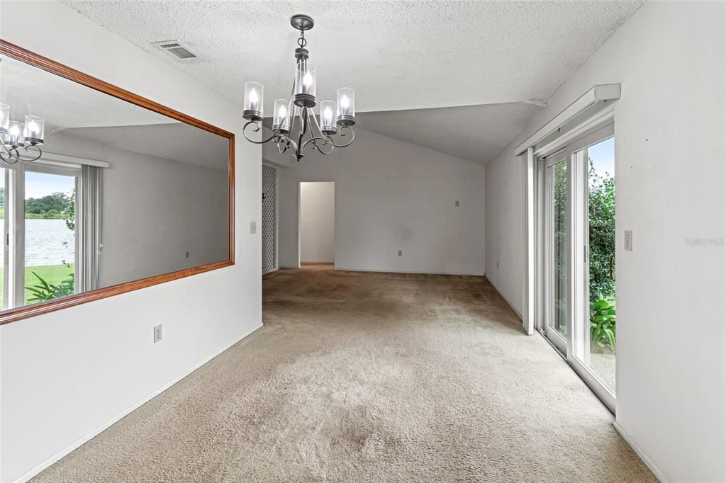 待售: $319,000 (3 贝兹, 2 浴室, 1470 平方英尺)