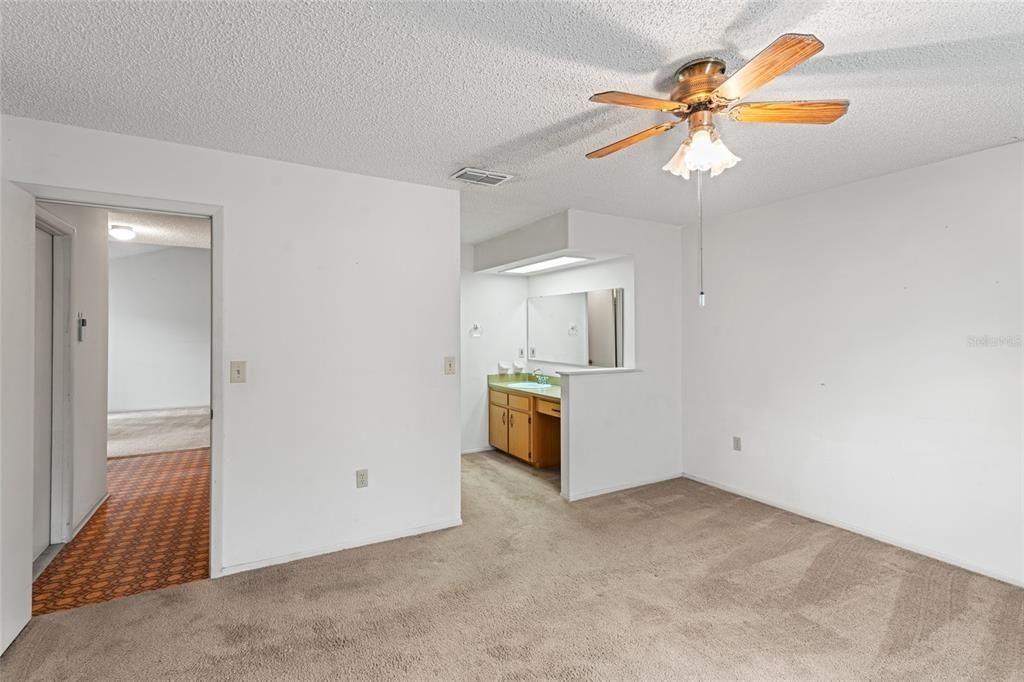 待售: $319,000 (3 贝兹, 2 浴室, 1470 平方英尺)