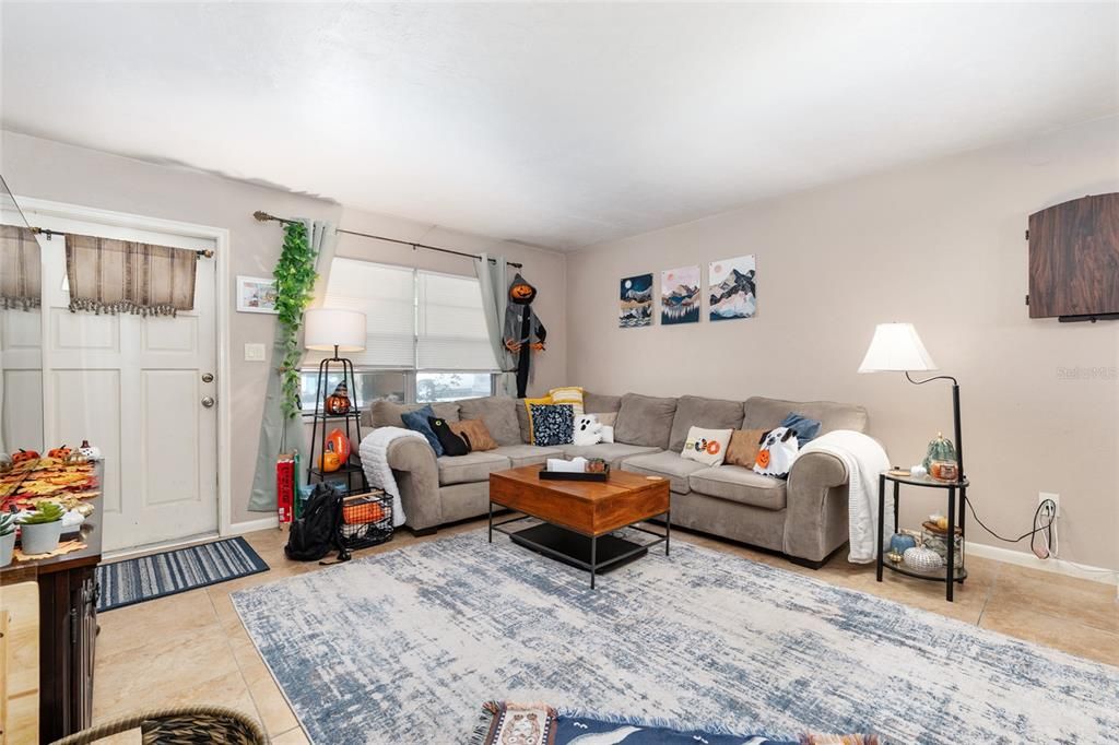 Active With Contract: $599,900 (8 beds, 0 baths, 3360 Square Feet)