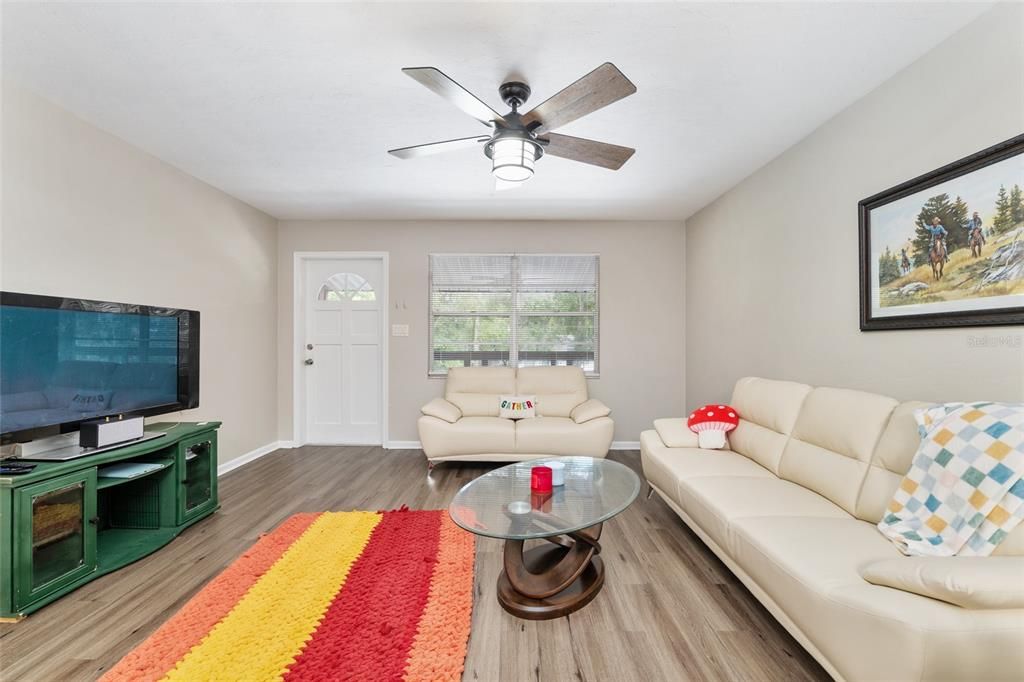 Active With Contract: $599,900 (8 beds, 0 baths, 3360 Square Feet)