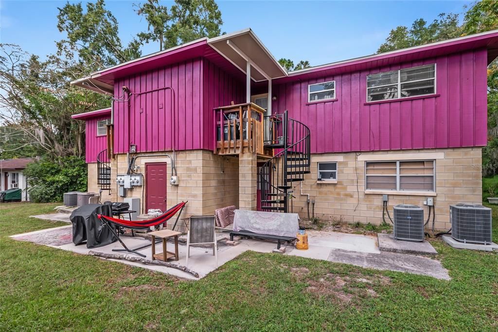 Active With Contract: $599,900 (8 beds, 0 baths, 3360 Square Feet)