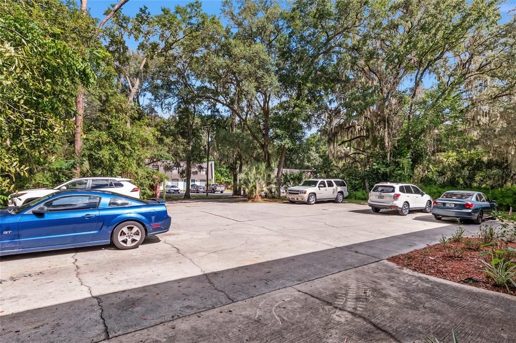 Active With Contract: $599,900 (8 beds, 0 baths, 3360 Square Feet)