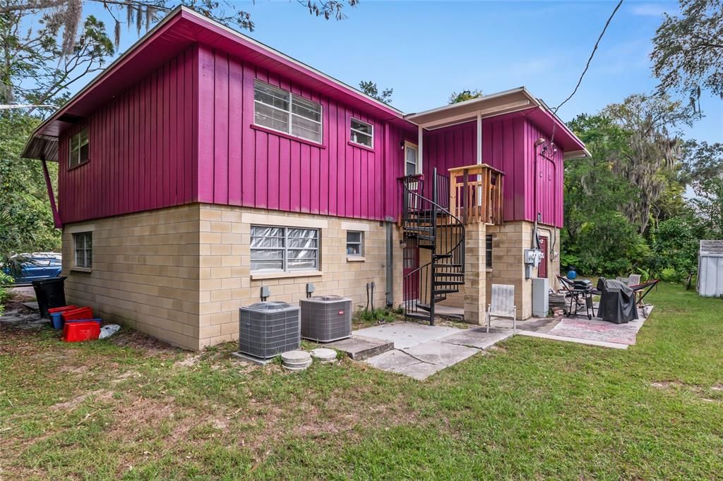 Active With Contract: $599,900 (8 beds, 0 baths, 3360 Square Feet)