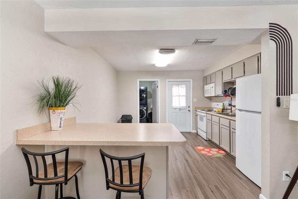 Active With Contract: $599,900 (8 beds, 0 baths, 3360 Square Feet)