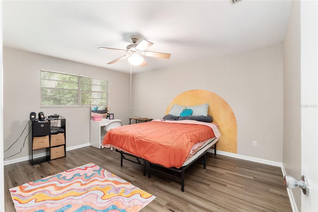 Active With Contract: $599,900 (8 beds, 0 baths, 3360 Square Feet)