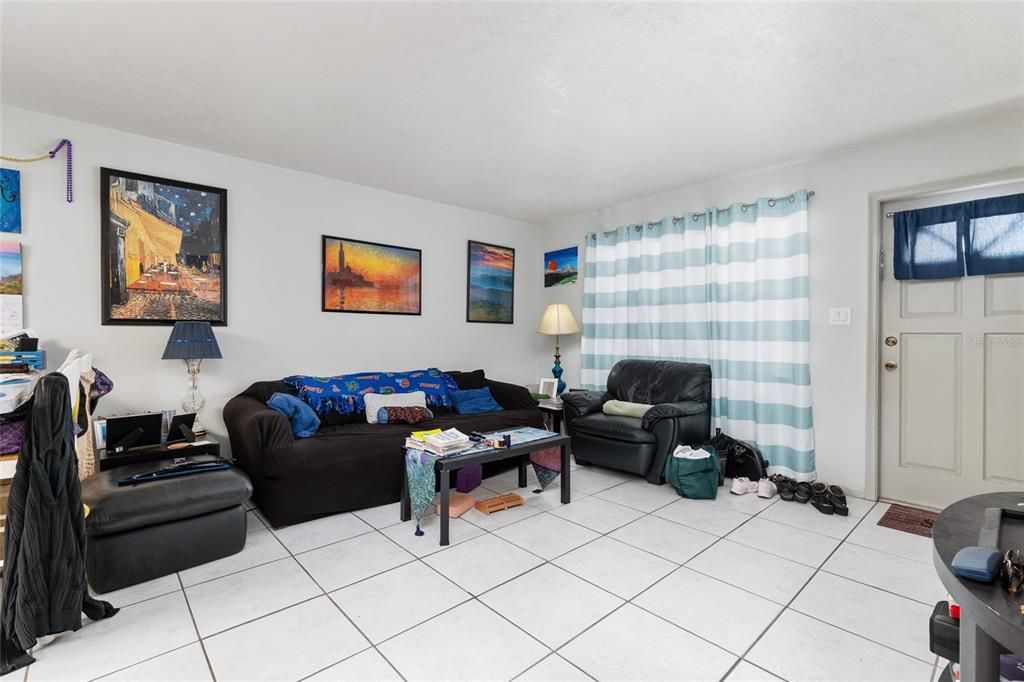 Active With Contract: $599,900 (8 beds, 0 baths, 3360 Square Feet)