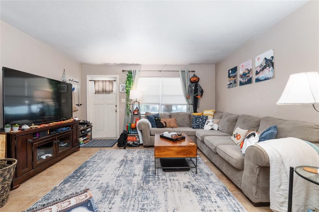 Active With Contract: $599,900 (8 beds, 0 baths, 3360 Square Feet)