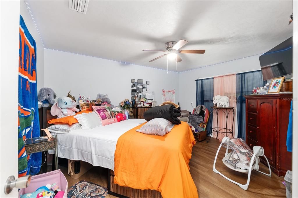 Active With Contract: $599,900 (8 beds, 0 baths, 3360 Square Feet)