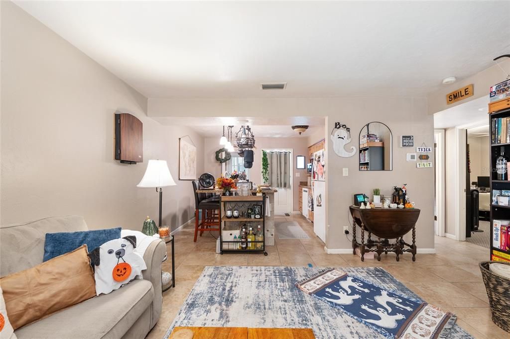 Active With Contract: $599,900 (8 beds, 0 baths, 3360 Square Feet)