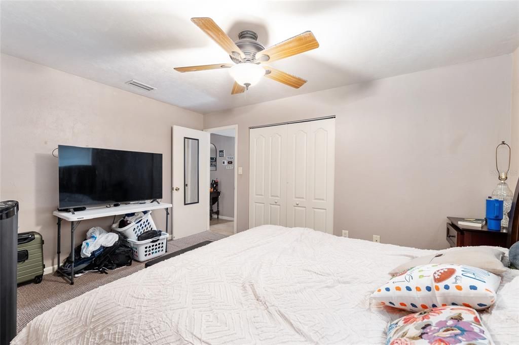 Active With Contract: $599,900 (8 beds, 0 baths, 3360 Square Feet)