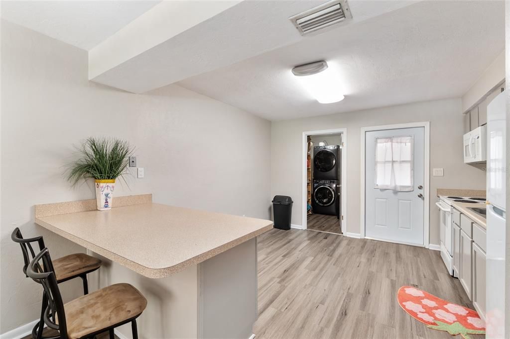 Active With Contract: $599,900 (8 beds, 0 baths, 3360 Square Feet)