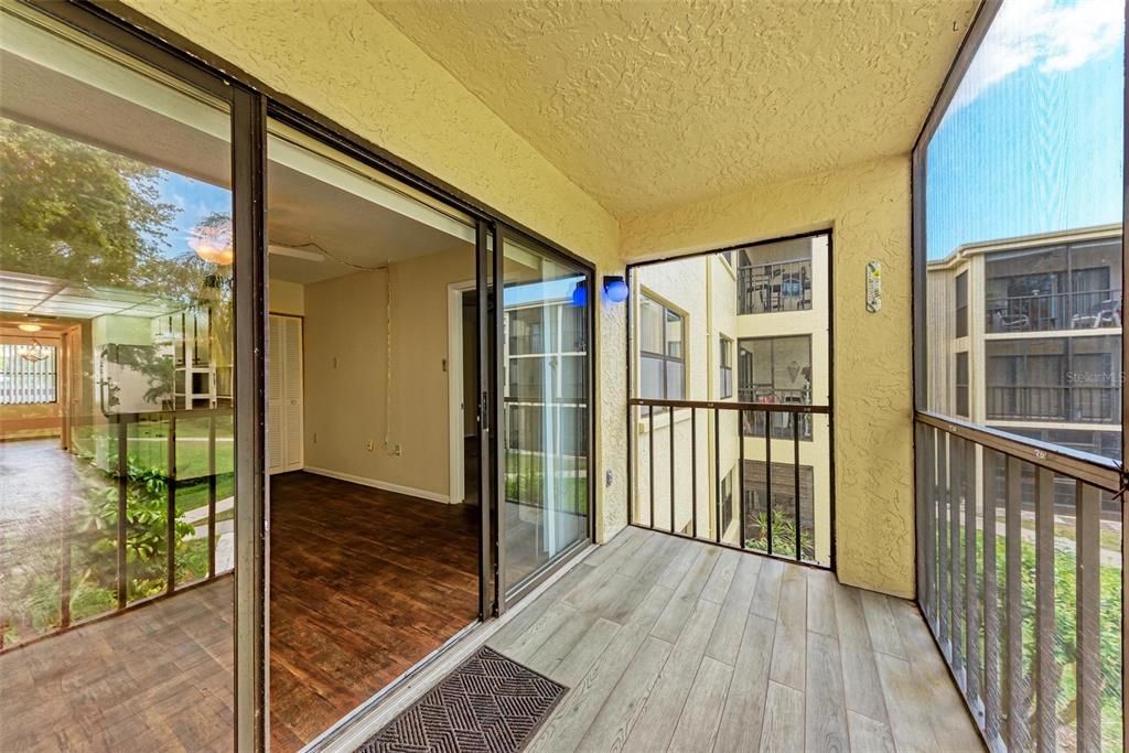 В аренду: $1,300 (1 спален, 1 ванн, 924 Квадратных фут)