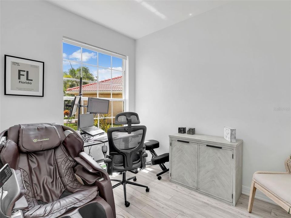 For Sale: $819,900 (4 beds, 2 baths, 2452 Square Feet)