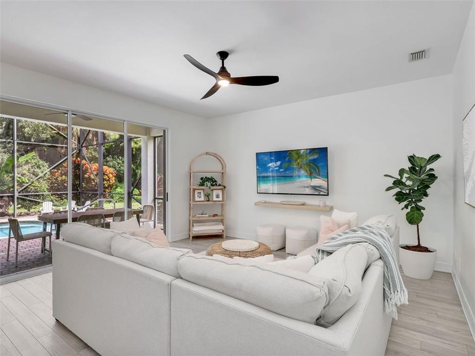 For Sale: $819,900 (4 beds, 2 baths, 2452 Square Feet)