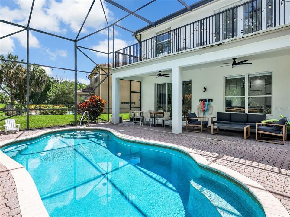 For Sale: $819,900 (4 beds, 2 baths, 2452 Square Feet)