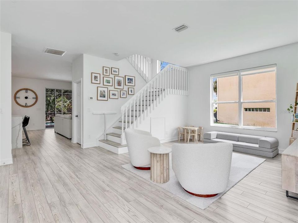 For Sale: $819,900 (4 beds, 2 baths, 2452 Square Feet)