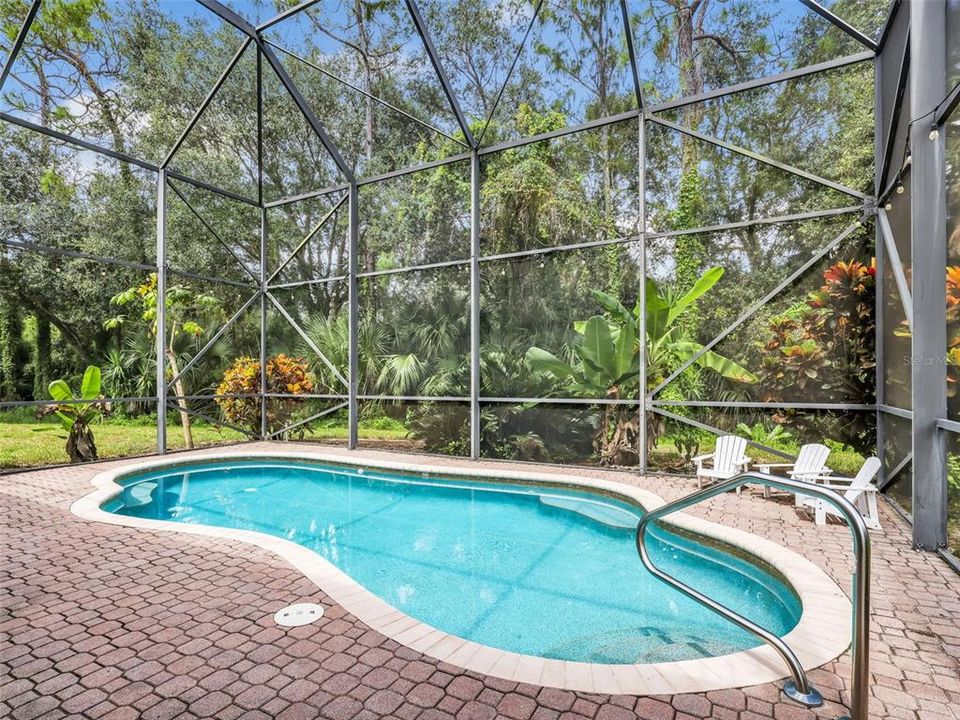 For Sale: $819,900 (4 beds, 2 baths, 2452 Square Feet)