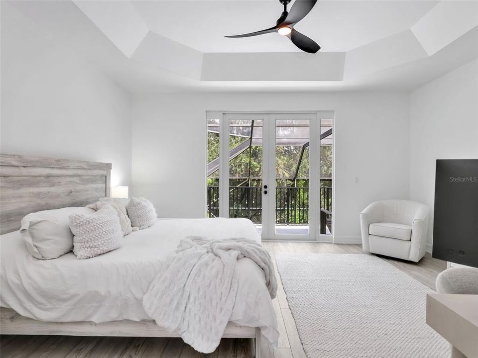 For Sale: $819,900 (4 beds, 2 baths, 2452 Square Feet)