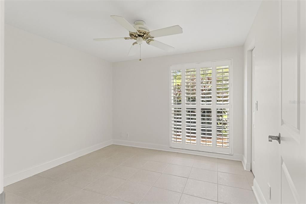 For Sale: $449,000 (4 beds, 2 baths, 1993 Square Feet)