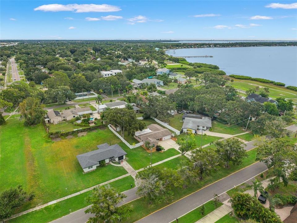 For Sale: $449,000 (4 beds, 2 baths, 1993 Square Feet)