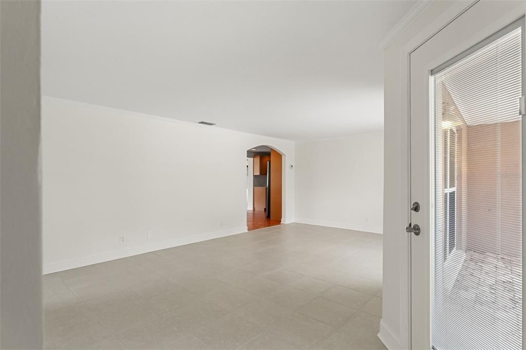 For Sale: $449,000 (4 beds, 2 baths, 1993 Square Feet)