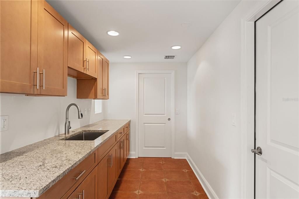 For Sale: $449,000 (4 beds, 2 baths, 1993 Square Feet)