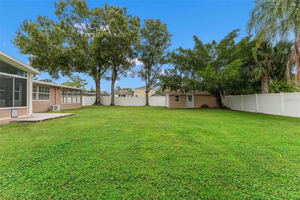 For Sale: $449,000 (4 beds, 2 baths, 1993 Square Feet)