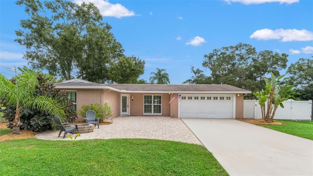 For Sale: $449,000 (4 beds, 2 baths, 1993 Square Feet)