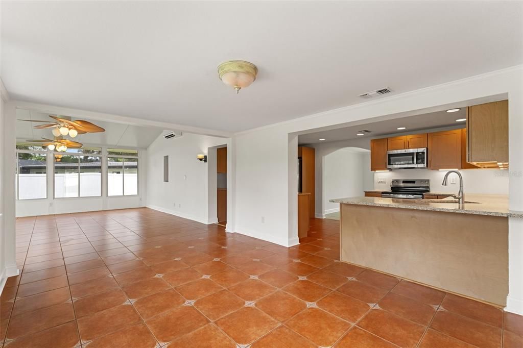 For Sale: $449,000 (4 beds, 2 baths, 1993 Square Feet)