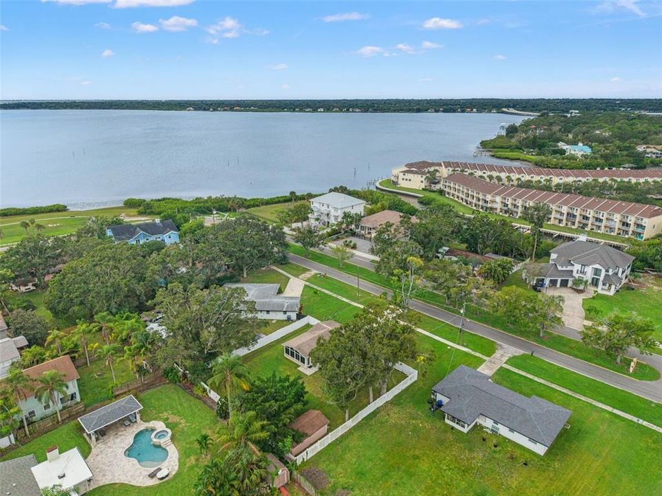 For Sale: $449,000 (4 beds, 2 baths, 1993 Square Feet)