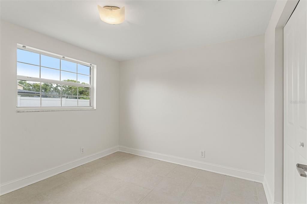 For Sale: $449,000 (4 beds, 2 baths, 1993 Square Feet)