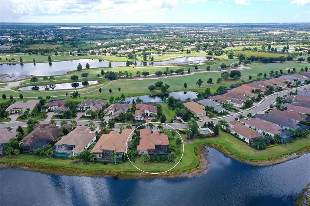 Под контрактом: $1,725,000 (4 спален, 3 ванн, 3140 Квадратных фут)