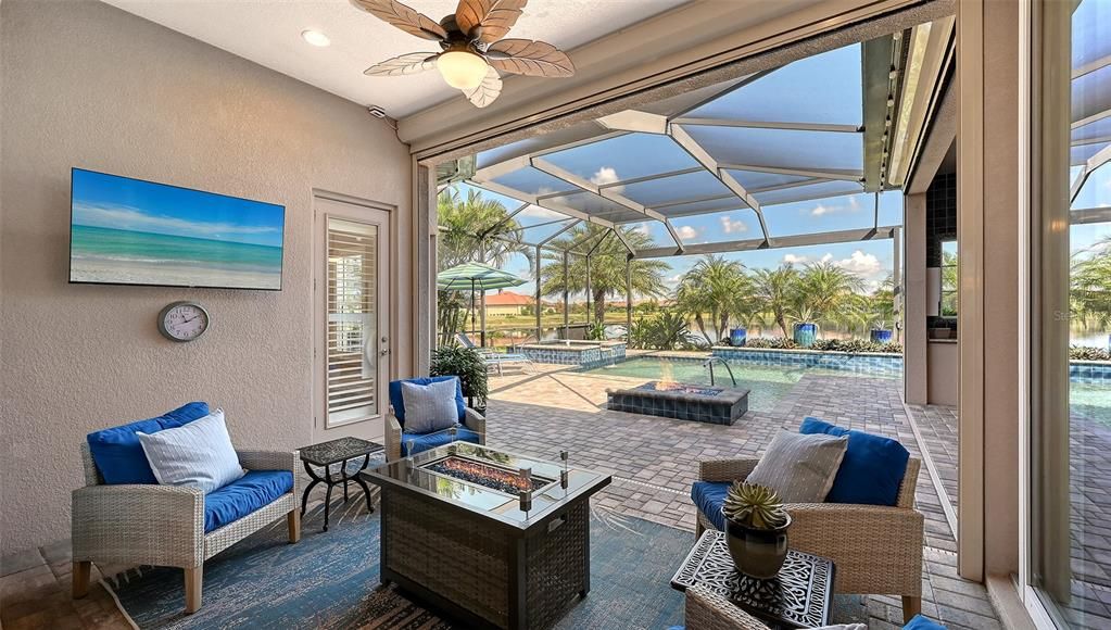 Под контрактом: $1,725,000 (4 спален, 3 ванн, 3140 Квадратных фут)