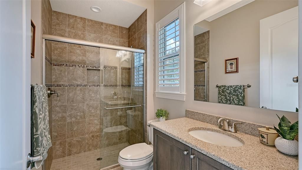 Под контрактом: $1,725,000 (4 спален, 3 ванн, 3140 Квадратных фут)