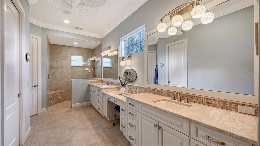 Под контрактом: $1,725,000 (4 спален, 3 ванн, 3140 Квадратных фут)