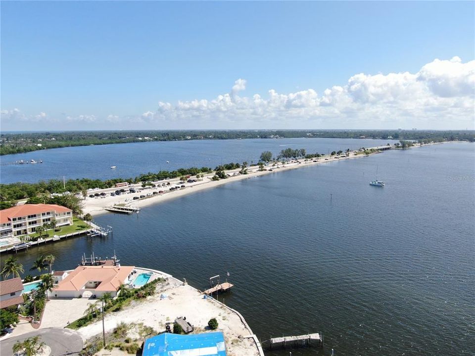 На продажу: $6,750,000 (1.47 acres)